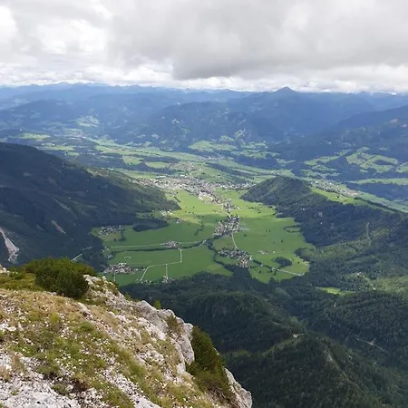 Haus Paula Im Schoenen Дом отдыха Грёбминг